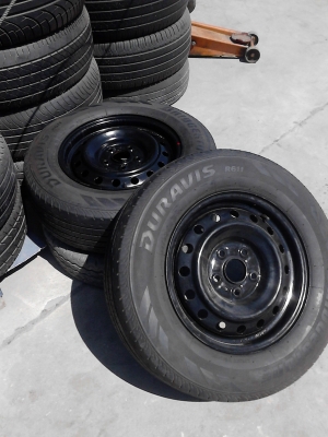 กะทะล้อ 5 รู  ของ TOYOTA  VIGOกระบะ มี  2 ล้อพร้อมยาง    TEL.081-427-3941