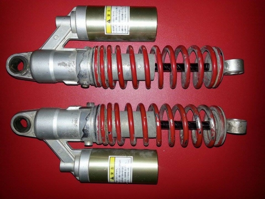 โช๊คShowa ถอดจากcb400 โช๊คShowa ถอดจากcb400