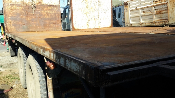 ขาย10ล้อฮีโน่ สิงไฮเทค1เพลา ยาว7 เมตร เบรคจิฟฟี่ พวงมาลัยพาวเวอร์ หน้าตาอยู่ระหว่างจัดรูปทรงให้สวยงาม