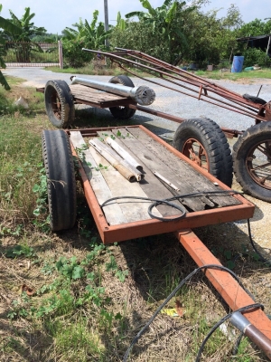 ญาติฝากขาย มีรถไถ่นาพร้อมพ่วง  และ เครื่องตามรูป