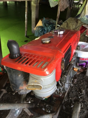 ญาติฝากขาย มีรถไถ่นาพร้อมพ่วง  และ เครื่องตามรูป