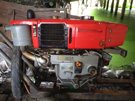 ญาติฝากขาย มีรถไถ่นาพร้อมพ่วง  และ เครื่องตามรูป