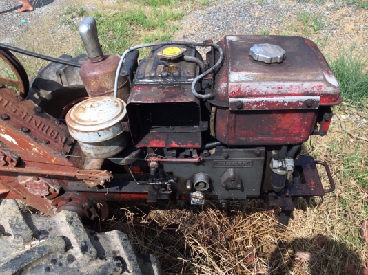 ญาติฝากขาย มีรถไถ่นาพร้อมพ่วง  และ เครื่องตามรูป