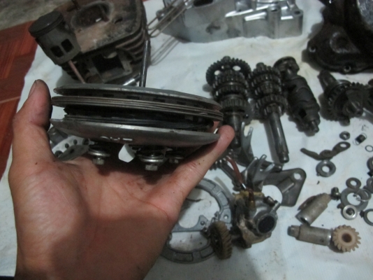 ขายเครื่อง DT 125 เครื่องกดลง  ราคา 2000 พร้อมส่งด่วน!!!