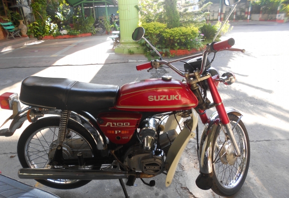 SuzukiA100p ปี1980ทำเดิมทุกเม็ดทุกจุดทะเบียน+ชุดโอน รถมือเดียวออกห้างมาเลยพร้อมใช้งานเชิญชม