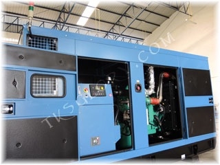 เครื่องกำเนิดไฟฟ้า ดีเซล ขนาด 200 KVA standby power แบบมีตู้เก็บเสียง เครื่องกำเนิดไฟฟ้า ดีเซล ขนาด 200 KVA standby power แบบมีตู้เก็บเสียง