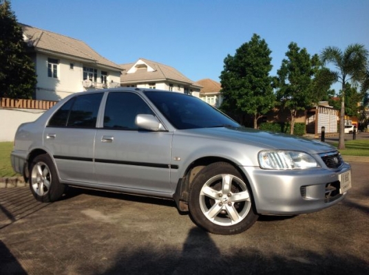 ขายด่วนรถบ้าน ฮอนด้า เจ้าของขายเอง City typeZ Exi ปี2001 เกียร์ออโต้ราคาต่อรองได้ ขายด่วนรถบ้าน ฮอนด้า เจ้าของขายเอง City typeZ Exi ปี2001 เกียร์ออโต้ราคาต่อรองได้