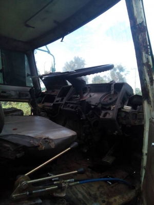 ขายดั้มคัชซีหน้ายาว หัวF17 เครื่องISUZU 165แรง ช่วงล่างFUSO  สภาพพร้อมใช้ มีเล่มทะเบียน สนใจโทร090-8588220คุณนะ ID:narong498 หรือwww.truck.in.th/498 FB:ณรงค์ ซื้อขายรถมือสอง