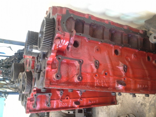 ขายเสื้อสูบ Hino EH700