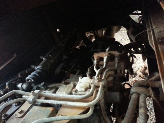 รถฮีโน่ 10 ล้อดั้ม 320 แรงม้า. ปี 49  สนใจติดต่อ 081 - 6079515