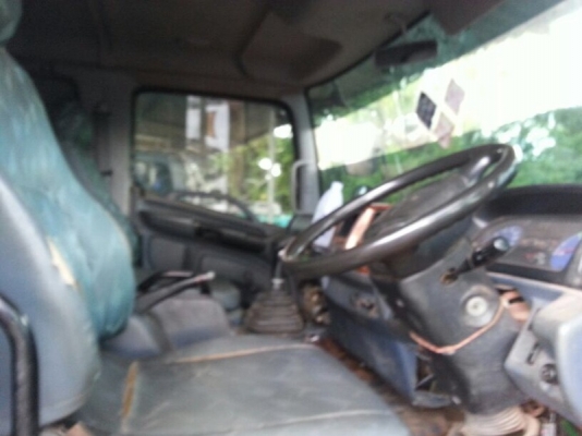 รถฮีโน่ 10 ล้อดั้ม 320 แรงม้า. ปี 49  สนใจติดต่อ 081 - 6079515