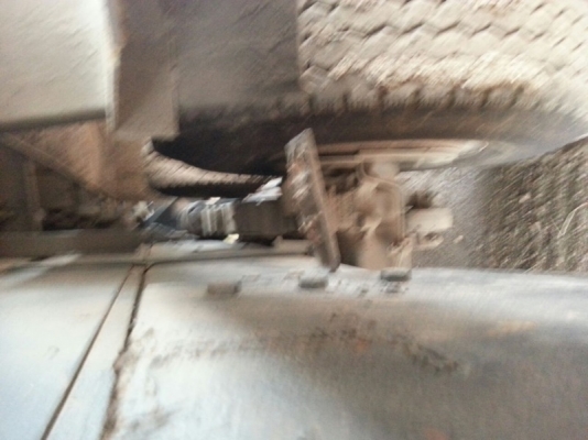 รถฮีโน่ 10 ล้อดั้ม 320 แรงม้า. ปี 49  สนใจติดต่อ 081 - 6079515