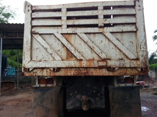 รถฮีโน่ 10 ล้อดั้ม 320 แรงม้า. ปี 49  สนใจติดต่อ 081 - 6079515