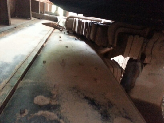 รถฮีโน่ 10 ล้อดั้ม 320 แรงม้า. ปี 49  สนใจติดต่อ 081 - 6079515