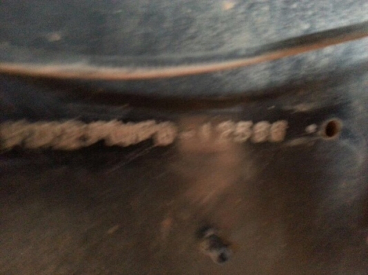 รถฮีโน่ 10 ล้อดั้ม 320 แรงม้า. ปี 49  สนใจติดต่อ 081 - 6079515