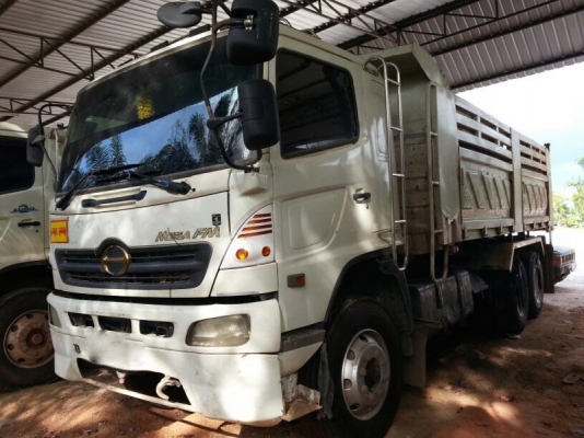 รถฮีโน่ 10 ล้อดั้ม 320 แรงม้า. ปี 49  สนใจติดต่อ 081 - 6079515