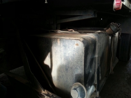 รถฮีโน่ 10 ล้อดั้ม 320 แรงม้า. ปี 49 สนใจติดต่อ 081 - 6079515 รถฮีโน่ 10 ล้อดั้ม 320 แรงม้า. ปี 49 สนใจติดต่อ 081 - 6079515