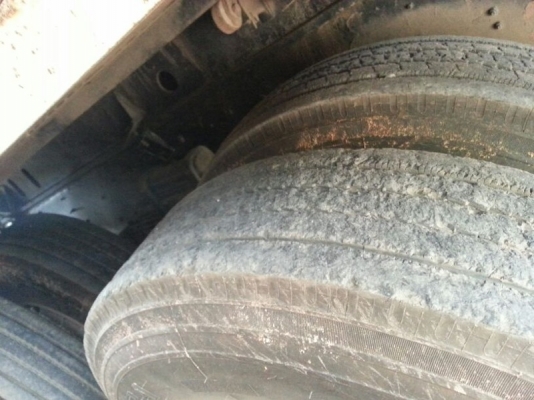 รถฮีโน่ 10 ล้อดั้ม 320 แรงม้า. ปี 49 สนใจติดต่อ 081 - 6079515 รถฮีโน่ 10 ล้อดั้ม 320 แรงม้า. ปี 49 สนใจติดต่อ 081 - 6079515