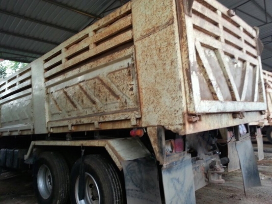 รถฮีโน่ 10 ล้อดั้ม 320 แรงม้า. ปี 49  สนใจติดต่อ 081 - 6079515