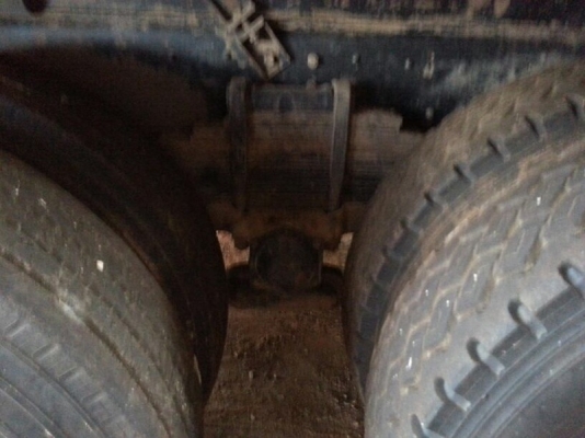 รถฮีโน่ 10 ล้อดั้ม 320 แรงม้า. ปี 49  สนใจติดต่อ 081 - 6079515