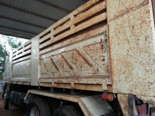 รถฮีโน่ 10 ล้อดั้ม 320 แรงม้า. ปี 49  สนใจติดต่อ 081 - 6079515