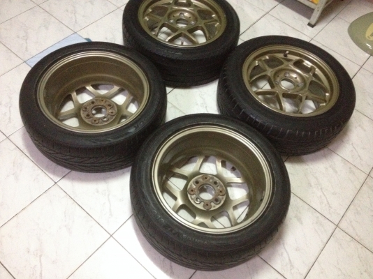 ขายแม็กSpeed5 งานROTA สีทอง ติดยาง ขอบ15กว้าง6"5 4รู100 1ชุด hankook195 50 15ปี11 1คู่ TOYO195 50 15ปี08 1วง Aurora195 55 15ปี09 1วง ราคา6500บาท โทร0924462525โส กทม ขายแม็กSpeed5 งานROTA สีทอง ติดยาง ขอบ15กว้าง6"5 4รู100 1ชุด hankook195 50 15ปี11 1คู่ TOYO195 50 15ปี08 1วง Aurora195 55 15ปี09 1วง ราคา6500บาท โทร0924462525โส กทม