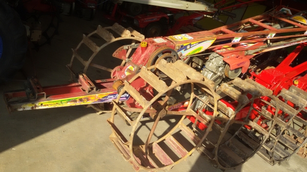 ขายโครงกะทิงแดงเคเอส72สภาพเดิมๆพร้อมใช้งานราคาต่อรองได้