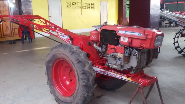 ขายเครื่อง อีที95 พร้อมโครง ริ้มจิมเส็ง สภาพพร้อมใช้งานราคาเป็นกันเอง