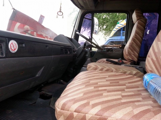 ขายHINO GD3W เครื่อง165แรง ห้างแท้ปี43 เครื่องดี แคชซีสวย ภายในสวย สภาพพร้อมใช้งาน เอกสารพร้อมโอน จัดไฟแนนซ์ได้ เงื่อนไขง่ายๆวันเดียวรับรถ สนใจโทร090-8588220คุณนะ หรือ www.truck.in.th/498 ID:narong498  FB:ณรงค์ซื้อขายรถมือสอง(เว็บไซต์ส่วนตัว)