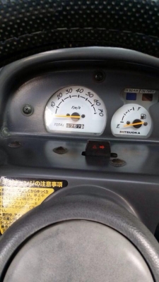 รถอาลาเล่  mitsuoka mc-1