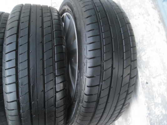 ขายล้อแม็กมือสอง Mitsu attrage 15" พร้อมยางปี13 สนใจติดต่อเล็กคลองสามครับ 081-3747940