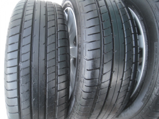 ขายล้อแม็กมือสอง Mitsu attrage 15" พร้อมยางปี13 สนใจติดต่อเล็กคลองสามครับ 081-3747940