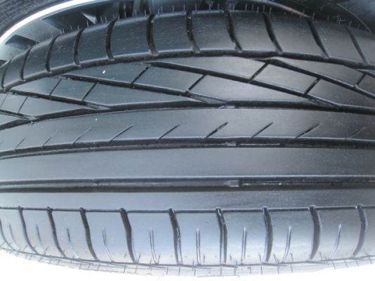 ขายล้อแม็ก Honda city 16" พร้อมยางปี 13 สนใจติดต่อเล็กคลองสามครับ 081-3747940