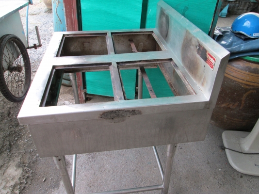 เตาแก็สแสตนเลสหนา  แข็งแรง ใส่หัวเอาเอง  วาวปิด-เปิดใช้ได้