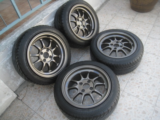 ขายล้อแม็กมือ2 RF1 15"x F7" et33 R8" et20 ยางปี13  สนใจติดต่อเล็กคลองสามครับ 081-3747940