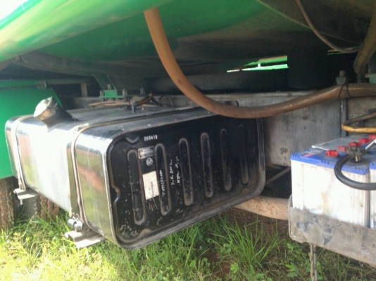 (มี2คัน)10ล้อ2เพลา175แรงรถบรรทุกน้ำมันพืช(ปาร์ม)15000ล. สวย..เบรคทิฟฟี่