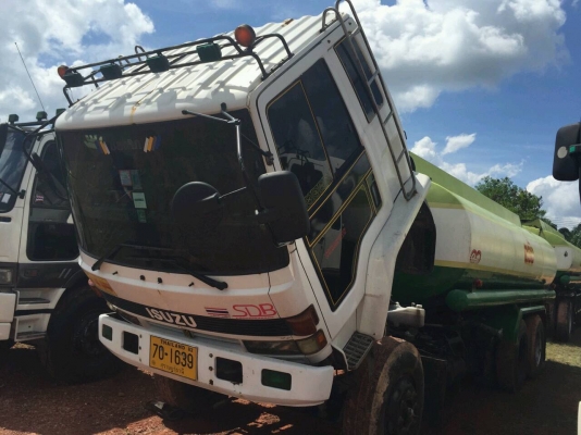 (มี2คัน)10ล้อ2เพลา175แรงรถบรรทุกน้ำมันพืช(ปาร์ม)15000ล. สวย..เบรคทิฟฟี่