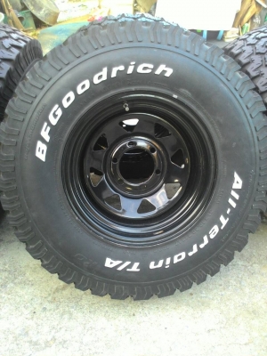 ขาย BF All 31R15 ปี12พร้อมล้อครับ