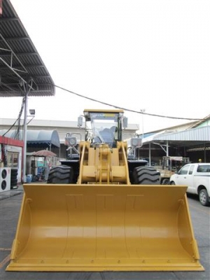 ขายรถตักล้อยาง ยี่ห้อ SEM BY CATERPILLAR รุ่น 650B **มีโปรโมชั่นพิเศษมากมาย**(สนใจติดต่อคุณอนุวัตน์ โทร.084-874-2940)โทรก่อนได้รับสิทธิ์พิเศษก่อนใคร