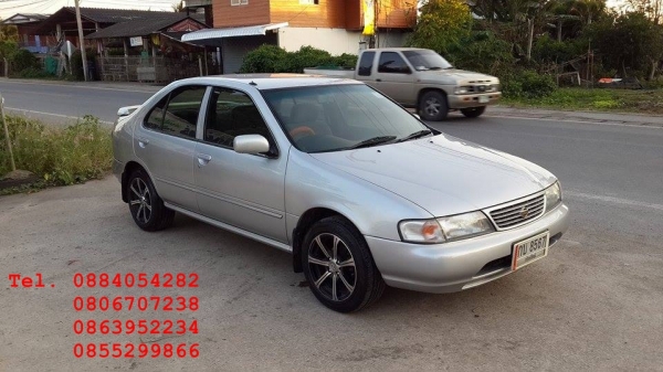 ขาย Nissan sunny saloon ปี 40 สีบรอนซ์เงินสวยมาก ราคา 59,000 บาท ++++++++++
