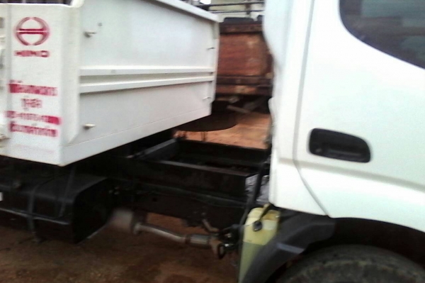 6ล้อดั้ม136แรง ปี*2556 ไมล์1500กม. รถสภาพใหม่ HINO DUTRO...ดั้มยาวแค่3.20ม ตัดจะวางเครน