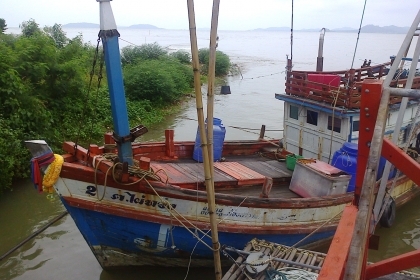 ขายเรือประมง ซื้อขายแล้ว ขายเรือประมง ซื้อขายแล้ว