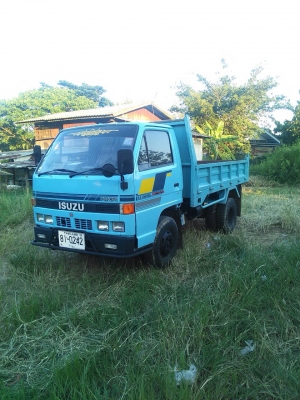 ISUZU  NKR 88แรง  ปี33 ยกหัวได้ เกรียร์ยาว