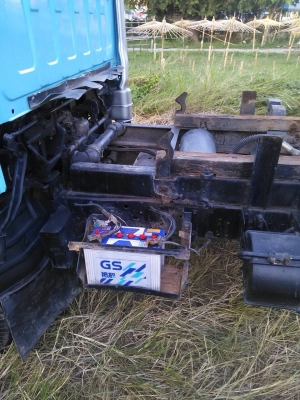 ISUZU  NKR 88แรง  ปี33 ยกหัวได้ เกรียร์ยาว