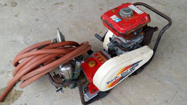 เครื่องฉีดยาแรงดัน YANMAR พร้อมสายฉีด เก่าญี่ปุ่น สภาพดี เครื่องพร้อมใช้งาน เครื่องฉีดยาแรงดัน YANMAR พร้อมสายฉีด เก่าญี่ปุ่น สภาพดี เครื่องพร้อมใช้งาน