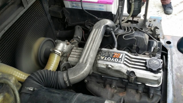 +++ ขายโฟล์คลิฟท์  TOYOTA 5FD15  ขนาด  1.5  ตัน  เครื่องยนต์ดีเซล  เสา  3  เมตร  เกียร์ธรรมดา  งา 1,070  มม.  ยางลม