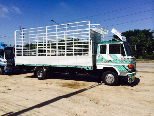 ขาย 6 ล้อ ฮีโน่ เครื่อง 180 แรง กระบะยาว 6.20 เมตร