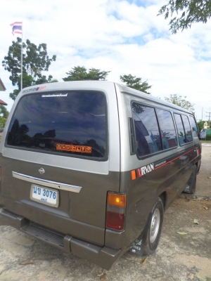 รถเพื่อนฝากขาย รถตู้พร้อมใช้ รับนักเรียน ขายของ ครอบครัว สบายๆ