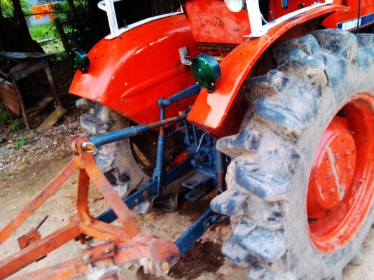 ขาย รถไถ คูโบต้า 30 แรง 55000พร้อมผาน 3บุกเบิก เครื่อง4 สูบ เหมาะสำหรับ ทุนน้อยครับ เครื่องดีครับ ไฮดรดลิคดีครับ ทำไร่ได้ครับ    ทำนาก็ดีครับ สวยๆพร้อมลุย !!ครับผม