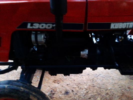 ขาย รถไถ คูโบต้า 30 แรง 55000พร้อมผาน 3บุกเบิก เครื่อง4 สูบ เหมาะสำหรับ ทุนน้อยครับ เครื่องดีครับ ไฮดรดลิคดีครับ ทำไร่ได้ครับ    ทำนาก็ดีครับ สวยๆพร้อมลุย !!ครับผม